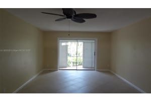 700 Layne Blvd APT 319, Hallandale Beach, FL 33009, - MLS#A11825026