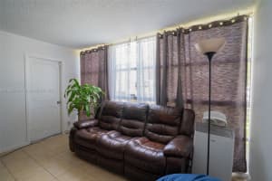 2101 Atlantic Shores Blvd APT 120, Hallandale Beach, FL 33009, - MLS#A11825080