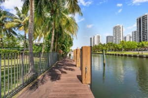 413 Holiday Dr, Hallandale Beach, FL 33009, - MLS#A11825088