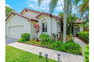 2202 Charleston, Weston, FL 33326, - MLS#A11825147