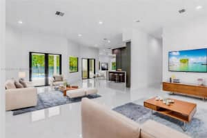 7025 Sw 80th Ct Miami, FL 33143 - MLS#A11825304