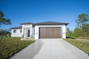 1268 Hillcrest St E, Lehigh Acres, FL 33974, Sold 09/02/25