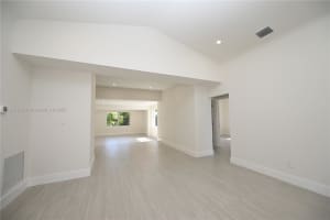 2949 SW 14th St, Miami, FL 33145, - MLS#A11825332