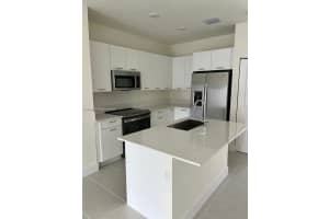8167 NW 41st St e 302, Doral, FL 33166, - MLS#A11825408