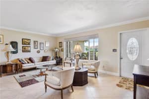8220 NW 24th Ct, Pembroke Pines, FL 33024, - MLS#A11825431