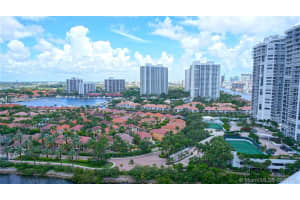 20505 E Country Club Dr APT 2039, Aventura, FL 33180, - MLS#A11825466