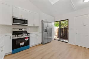 7720 NW 79th Ave APT B6, Tamarac, FL 33321, - MLS#A11825513