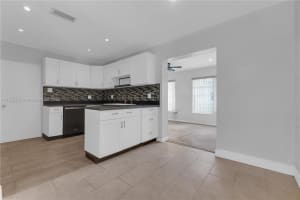 6915 NW 17th St, Margate, FL 33063, - MLS#A11825532