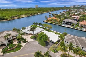 2756 Ne 18th St Fort Lauderdale, FL 33305 - MLS#A11825553