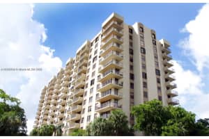 1470 NE 123rd St, North Miami, FL 33161, Sold 08/08/25