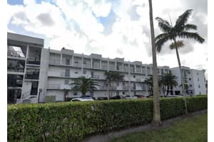 2998 E Sunrise Lakes Dr 215, Sunrise