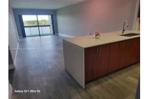 10288 NW 9th St Cir APT 306, Miami, FL 33172, - MLS#A11825656