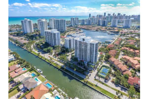 3640 Yacht Club Dr 1704, Aventura