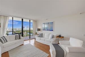 3640 Yacht Club Dr APT 1704, Aventura, FL 33180, - MLS#A11825697