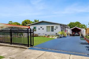 5637 SW 40th St, West Park, FL 33023, - MLS#A11825709