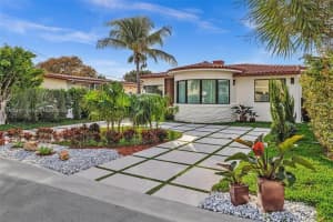 9448 Abbott Ave, Surfside, FL 33154, - MLS#A11825767