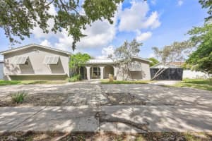 10220 SW 108th St, Miami, FL 33176, Sold 08/29/25