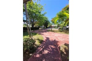 1132 Moffett St, Hallandale Beach, FL 33009 - MLS#A11825774