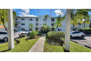 2430 NE 135th St APT 304, North Miami, FL 33181, - MLS#A11825783