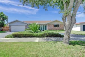 2031 Ne 62nd St, Fort Lauderdale