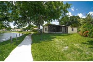 616 Briarwood Cir # 1-44, Hollywood, FL 33024, - MLS#A11825818
