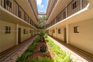 8400 SW 133rd Avenue Rd APT 212, Miami, FL 33183, - MLS#A11825839