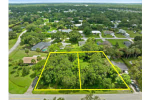 7101 Sebastian Rd Fort Pierce, FL 34951 Sold 12/12/25