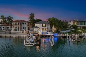 176 S Hibiscus Dr, Miami Beach, FL 33139, - MLS#A11825867