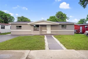 4290 NW 38th Ave, Fort Lauderdale, FL 33309, - MLS#A11825874