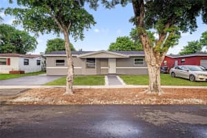 4290 NW 38th Ave, Fort Lauderdale, FL 33309, - MLS#A11825874