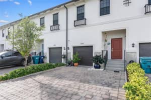 756 SW 12th St, Florida City, FL 33034, - MLS#A11825968