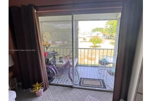 5200 Washington St APT 207, Hollywood, FL 33021, Sold 08/14/25