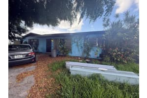 10315 SW 42nd St, Miami, FL 33165, Sold 08/25/25