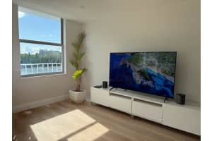 16546 NE 26th Ave APT 3G, North Miami Beach, FL 33160, - MLS#A11826052