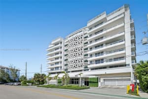 9261 E Bay Harbor Dr 404, Bay Harbor Islands