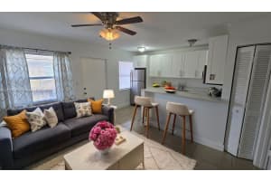 101 NE 41st St APT D62, Oakland Park, FL 33334, - MLS#A11826142