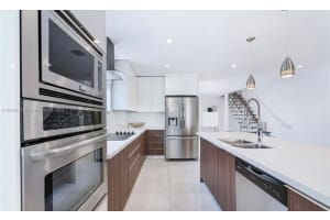 904 NE 15th Ave, Fort Lauderdale, FL 33304, - MLS#A11826146