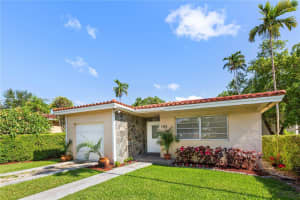 1242 Sevilla Ave Coral Gables, FL 33134 - MLS#A11826172