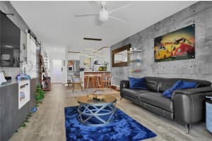 8900 Washington St Apartment 320, Pembroke Pines, FL 33025, - MLS#A11826175