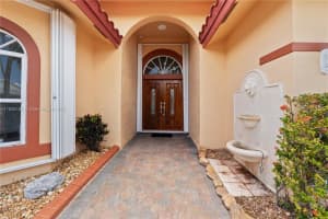 11581 SW 10th Ct, Pembroke Pines, FL 33025, Sold 08/21/25