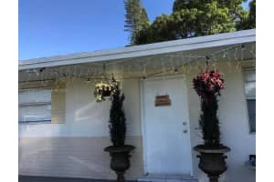 7023 Sw 19th St, North Lauderdale