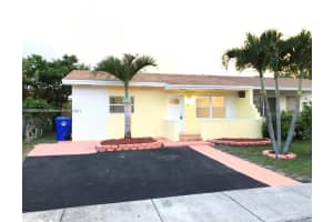6710 Sw 18th Ct North Lauderdale, FL 33068 - MLS#A11826243