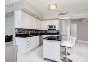 92 SW 3rd St APT 3901, Miami, FL 33130, - MLS#A11826326