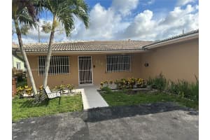 326 E 34th St, Hialeah, FL 33013, - MLS#A11826425