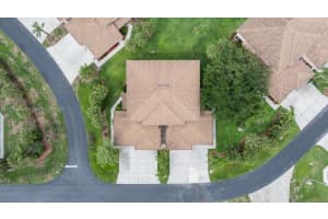 20025 Lake Vista Cir 6b, Lehigh Acres