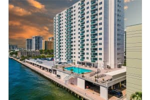 3000 S Ocean Dr APT 702, Hollywood, FL 33019, - MLS#A11826464