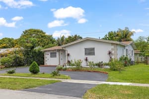 6441 NW 26th St, Sunrise, FL 33313, - MLS#A11826467