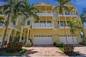 346 N Elm St A-10, Hollywood