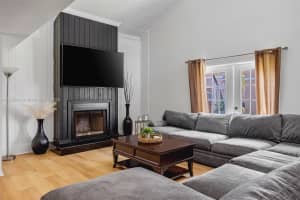 3931 Coral Springs Dr 26, Coral Springs