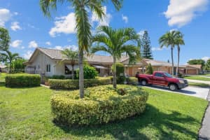 7615 Nw 66th Ter, Tamarac
